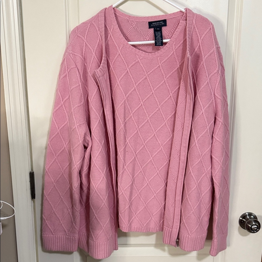 Jones New York Pink Diamond Knit zip up Cardigan & Sweater set.